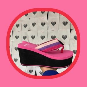 Pink Y2K platform sandals 💗